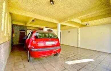 Imagem 6: Casa para venda possui 180 metros quadrados com 3 quartos em Vila Suzana - São Paulo - SP