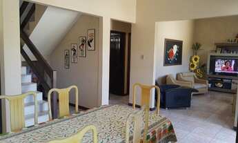 Imagem 4: Casa de condomínio para aluguel possui 160 metros quadrados com 5 quartos