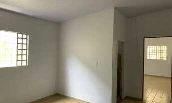 Imagem: Alugo Barracao, 1 quarto na Rua Bahia, Quadra