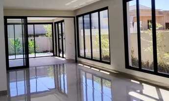 Imagem 3: Sobrado para venda possui 325 metros quadrados com 3 quartos