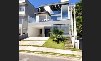 Imagem 6: Sobrado em condomínio, 04 suites, 247m2, Jacuzzi, Espaço Gourmet