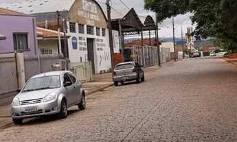 Imagem 5: Casa em rua comercial -Jacutinga -MG