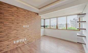 Imagem 3: Apartamento com 70m² de área privativa, semimobiliado, de 2 dormitórios, suíte, 2 vagas