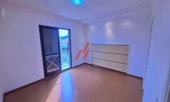 Imagem 2: Excelente oportunidade de locação: Casa em condomínio de luxo com 2 quartos, 1 suíte, 3 sa