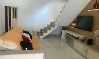 Imagem 6: Casa Duplex Espaçosa na Taquara: Seu Refúgio Urbano com Terraço Gourmet e Quintal Exuberan