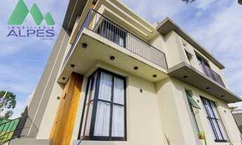 Imagem: Sobrado com piscina e 3 dormitórios à