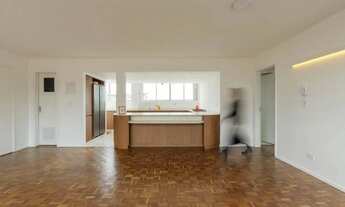 Imagem: Apartamento reformado com três quartos