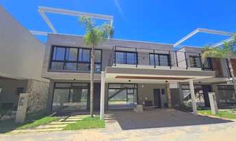 Imagem 4: Casa em condomínio fechado de alto padrão frente Lagoa da Conceição