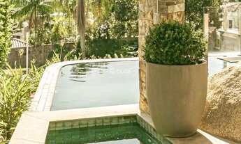 Imagem 6: Casa no condomínio Madre Bertha com vista mar no Cacupé, Florianópolis