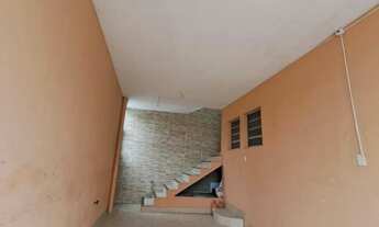 Imagem 3: Aluguel] Casa 02 Quartos + 01 Suíte com Varanda e Garagem