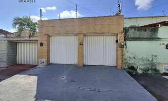 Imagem: Casa com 2 quartos no bairro Padre Andrade