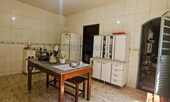 Imagem 5: Casa Ampla com 4 Quartos, 1 Suíte e 4 Vagas de Garagem à Venda na QNE 19 - Taguatinga Nort