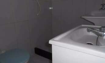 Imagem 7: APARTAMENTO DE FUNDOS TODO REFORMADO COM SALA, 2 QUARTOS, COZINHA E BANHEIRO NO CENTRO