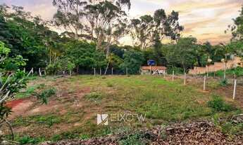 Imagem 2: Lote à Venda no Jardim Botânico
