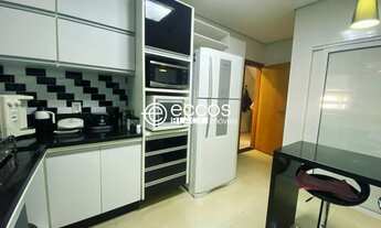 Imagem 3: Casa á venda no condomínio Jardim Barcelona