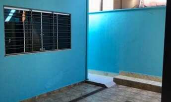 Imagem 2: Casa para venda com 220 metros quadrados com 3 quartos