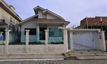 Imagem: CASA TRÊS DORMITÓRIOS LAGE INCLINADA