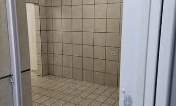 Imagem 2: Casa em quintal Casa com 1 dormitório