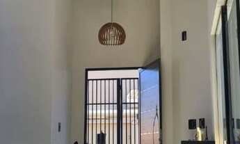 Imagem: LINDA E AMPLA CASA RESIDENCIAL PARA VENDA