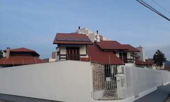 Imagem 7: Casa para Venda em Palhoça, Centro, 3 dormitórios, 1 suíte, 4 banheiros, 2 vagas