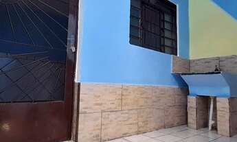 Imagem: Aluga-se quarto, banheiro, lavanderia