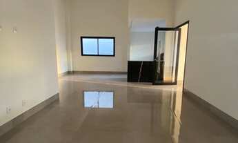 Imagem 5: Casa para venda com 149 metros quadrados 3 quartos no bairro Laranjeiras - Uberlândia - Mi