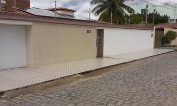 Imagem: Vende-se uma casa na AABB