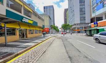 Imagem 2: Ponto comercial/Loja/Box para venda tem 31 metros quadrados em Centro - Curitiba - PR