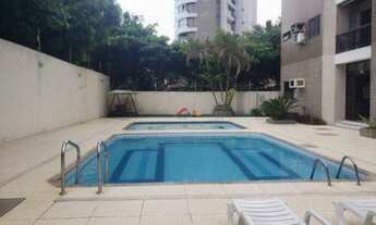 Imagem 3: Apartamento para venda possui 195 metros quadrados com 4 quartos em Batista Campos - Belém