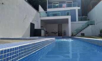 Imagem: Casa à venda com 182m², 3 quartos (2 suítes)