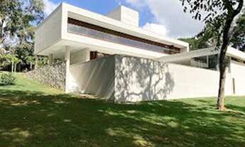 Imagem 4: Casa de condomínio para venda possui 715 metros quadrados com 5 quartos