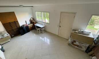 Imagem 5: Casa de condomínio possui 170m² com 3 quartos sendo 1 suíte, mais dependência completa