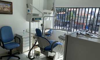 Imagem 5: Sobrado para aluguel e venda possui 220 metros quadrados com 4 quartos