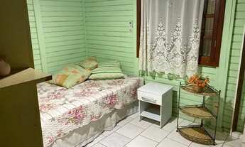 Imagem 6: Casa de madeira com tudo!!!!