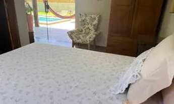 Imagem 2: Casa de condomínio para venda possui 250 metros quadrados com 3 quartos