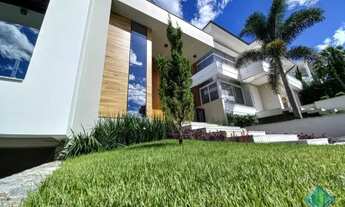 Imagem 2: Casa de condomínio sobrado para venda tem 230 metros quadrados com 3 quartos