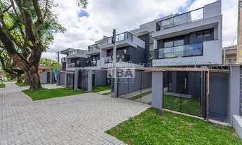 Imagem 4: Sobrado para venda com 139 metros quadrados com 3 quartos em Água Verde - Curitiba - PR