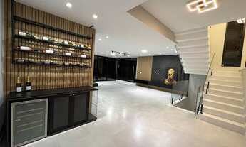 Imagem 3: Sobrado Alphavile, com para venda com 370 metros quadrados com 4 quartos excelente acabame