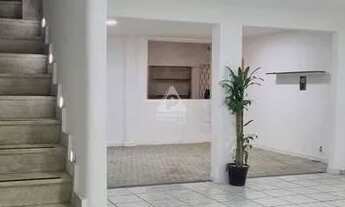 Imagem 2: Casa de rua à venda, 4 quartos, 2 suítes, 2 vagas, Tijuca - RIO DE JANEIRO/RJ