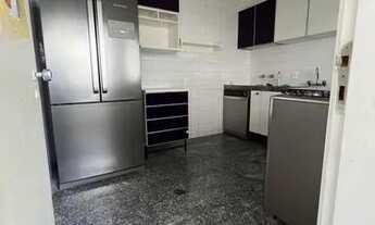 Imagem 6: Apartamento para aluguel e venda possui 246 metros quadrados com 3 quartos