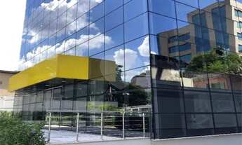 Imagem: Espetacular prédio monousuário - PERTO