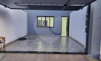 Imagem 2: Casa com três dormitórios sendo uma suíte!!!