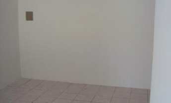 Imagem 7: Apartamento com 2 dormitórios para alugar, 60 m² por R$ 650,00/mês - Messejana - Fortaleza