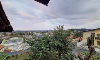 Imagem 3: Sobrado para Venda em Joinville, Boa Vista, 3 dormitórios, 1 suíte, 2 banheiros