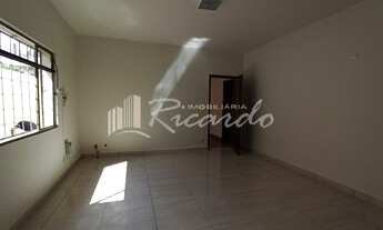 Imagem 7: Arapongas - Casa Padrão - Centro