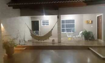 Imagem 1: Casa na Aruana Casa com 3 dormitórios