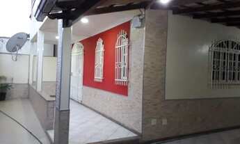 Imagem: Alugo linda casa varanda colonial em Santa