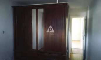 Imagem 2: Apartamento 2 quartos, de frente varanda , sol da manhã, sala, cozinha c/área conjugada, v