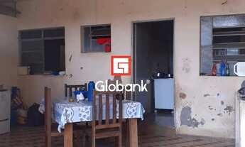 Imagem 7: Casa em Montes Claros, no bairro Santa Rita I, à venda