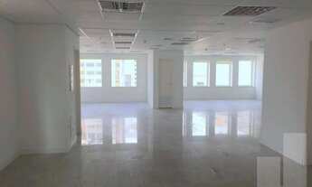 Imagem: Conjunto Comercial com 8 vagas